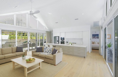 Avoca Beach House | Saltwater 12 - Stunning Newly Built Retreat