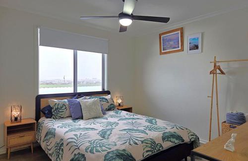 Port Victoria House | Saltwater Breeze at Port Victoria