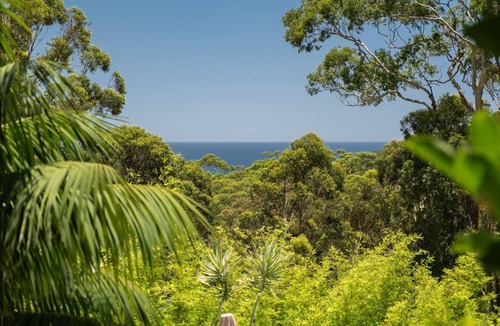 Elizabeth Beach House | Salty Dog Retreat luxury beach holiday home