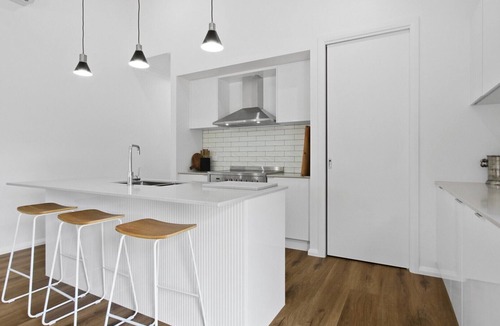 Metung House | Sams House | Modern Metung Escape