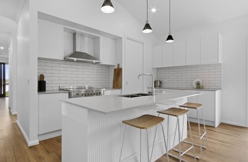 Metung House | Sams House | Modern Metung Escape