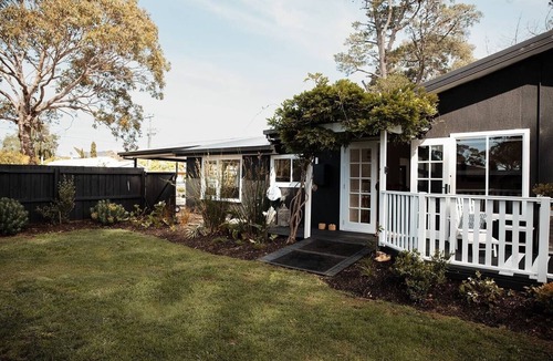 Seven Mile Beach House | 'San Souci at Seven Mile Beach'