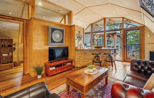 Adventure Bay House | Sanctuary - Bruny Island
