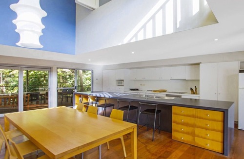 Pearl Beach House | SAND & SEA PEARL BEACH FAMILY FUN