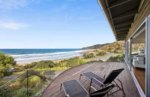 Separation Creek House | Sandbanks | Beachfront w/Spa & Ocean Views