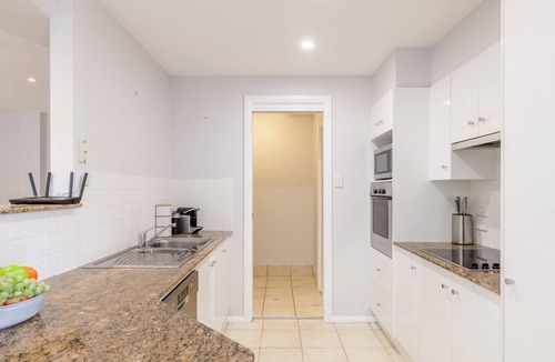 Fingal Bay House | Sandcastles 1, 8 Ala Moana Way - air conditioned townhouse with Wi-Fi and Complex Pool