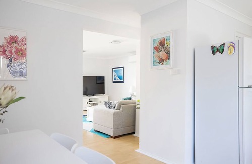 Anna Bay House | Sandcastles No 1- Stroll to Birubi and Tomaree Coastal Walk