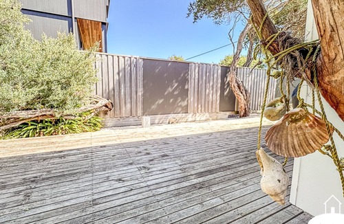 Sandy Point House | Sandy Escape Stay 3 Pay 2 Winter Special