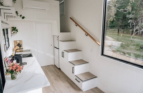 Yankalilla Bed & Breakfast | Sandy Hill Forest Tiny House