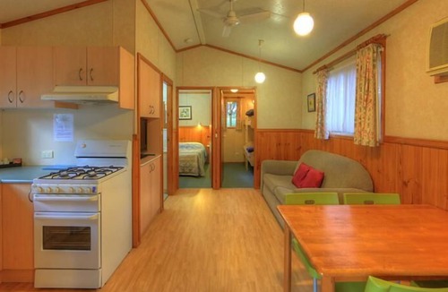 Sandy Hollow Cottage | Sandy Hollow Tourist Park