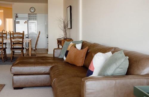 Port Fairy House | Sandy Nook Beachfront Bliss with uninterrupted Ocean Views