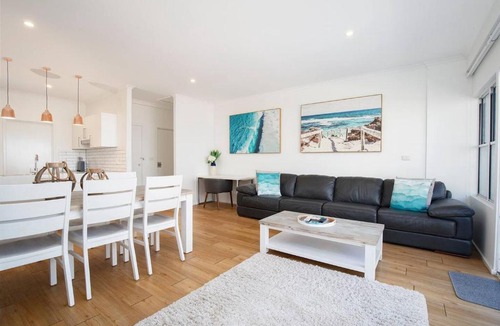 Newcastle East Apartment | 'Sandy Shores' A Spacious Newcastle Beach Escape