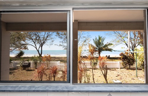 Saunders Beach Apartment | Saunders Beach Shack