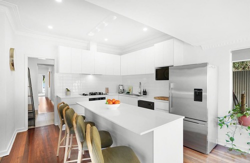 Scarborough House | Scarborough Beach Retreat | Pool, Fireplace & Walk