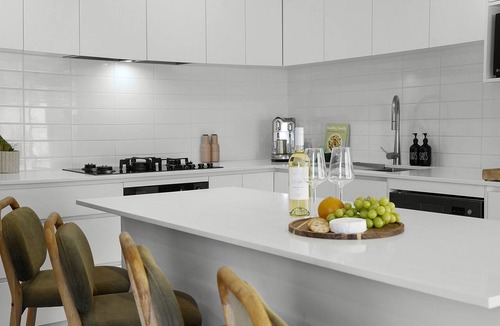Scarborough House | Scarborough Beach Retreat | Pool, Fireplace & Walk