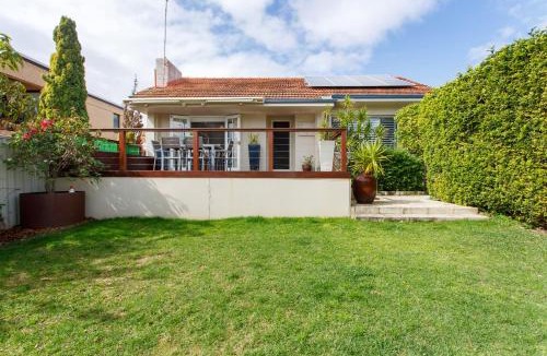 Scarborough House | Scarborough Family Stay | Yard & Kids Play Area