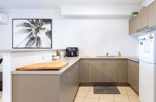 Yeppoon Apartment | Sea Air Number Two On Queen