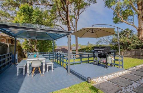 Wamberal House | Sea Break - Spacious Cottage near Wamberal Beach