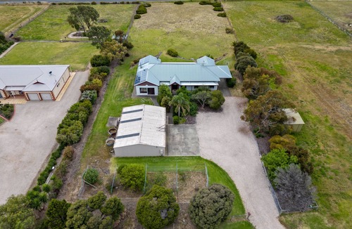 Port Elliot House | Sea Breeze - Spacious home with lovely ocean views