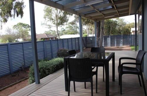 Inverloch House | Sea-Esta @ Inverloch