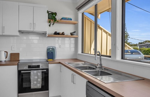 Bermagui House | Sea Gazza - Welsh Street 12