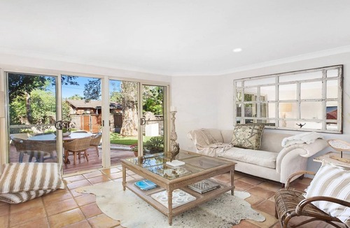 North Avoca House | SEA LA VIE | Close to beach , WIFI | Acccom Holidays