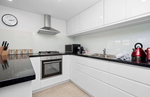 Marmion House | Sea La Vie - The Watch!