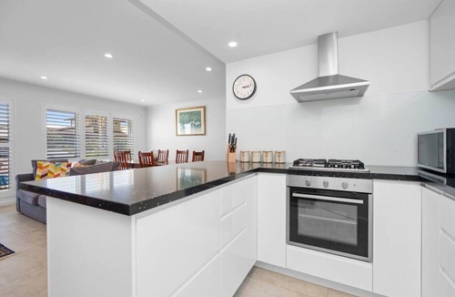 Marmion House | Sea La Vie - The Watch!