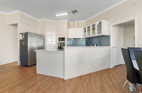 Lancelin House | Sea-renity Now -Welcome to your home away from home!