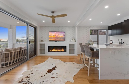 Fingal Bay House | Sea Sage 4 BDR Home