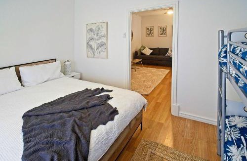 Dalrymple Apartment | Sea Salt at Stansbury Apartment 1