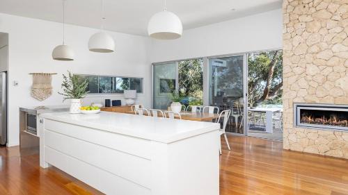 Shoal Bay House | Sea Vista at Shoal Bay - Heated Pool, Fireplace and Views