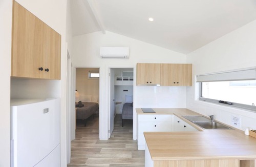 Waterhouse House | Sea Vu Caravan Park