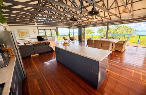Wagait Beach House | Seabreeze Beach House, Spectacular Sunset Views
