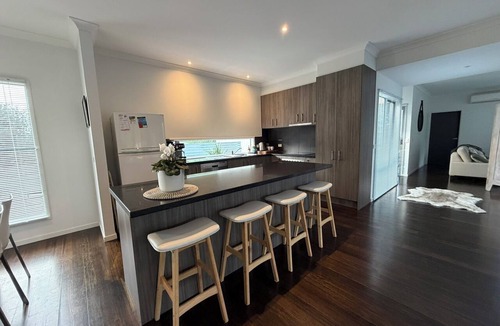 Venus Bay House | Seabreeze on Saturn - Experience Coastal Comfort Near Beach & Nature