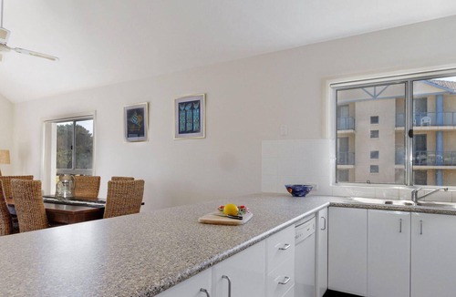 Hawks Nest Apartment | Seachange Apartment 3