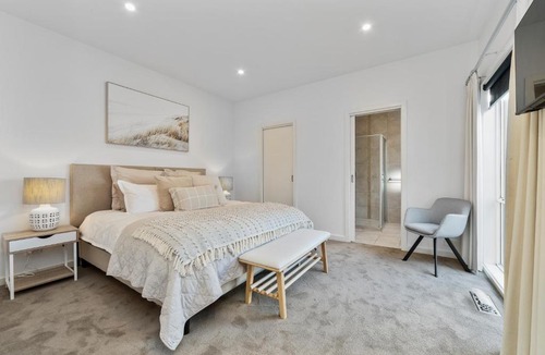 Seaford House | Seaford Luxe - Cosy meet luxury - Netflix- Heating