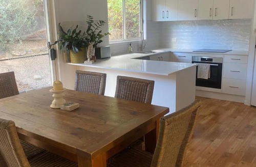 Moonbi House | Seaforth Cottage - Country paradise