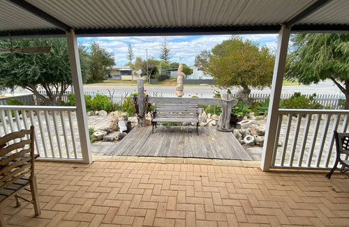 Jurien Bay House | Seagull Rock, 47 Bower Street