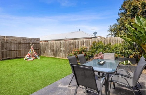 Torquay House | Seahaze Retreat | Spacious Family Coastal Haven