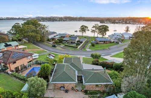 Fishing Point House | Sealand Retreat