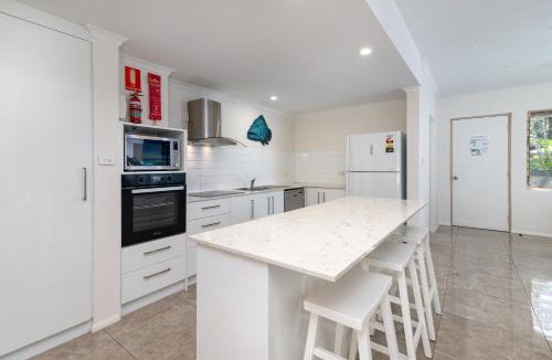 Port Douglas Villa | Seascape Holidays at Reef Terraces on St Crispins
