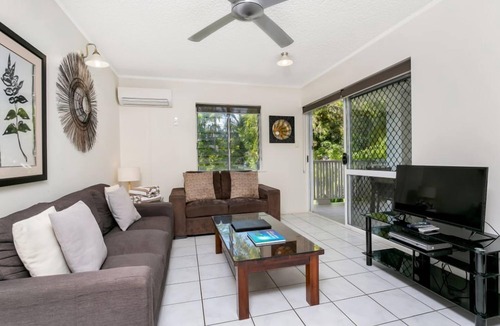 Port Douglas Apartment | Seascape Holidays at The Queenslander Two Bed Standard