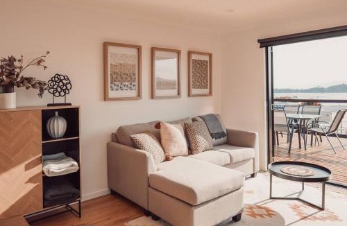 Alonnah House | Seascape on Bruny - Family Home in Alonnah