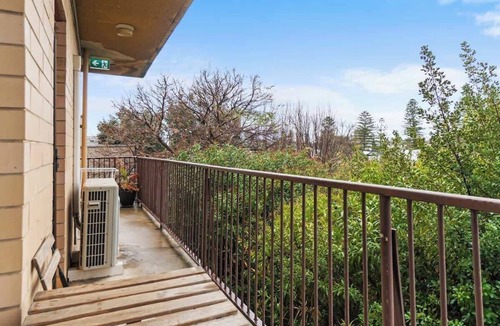 Henley Beach South House | Seaside Escape 2BR Unit Steps to Henley Beach