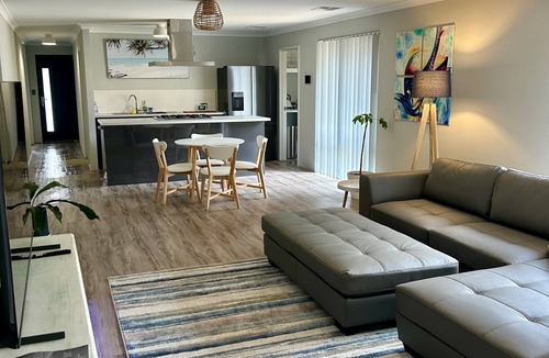 Myalup House | Seaside escape awaits your family in Myalup!