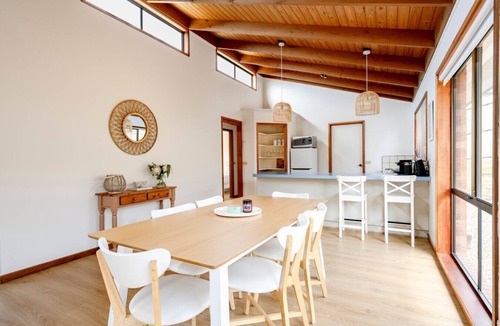 Ocean Grove House | Seaside on Orton - 2 minutes to the Beach - 1pm check in