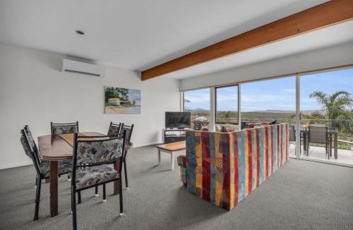 Pambula Beach Apartment | Seaview Pambula Beach