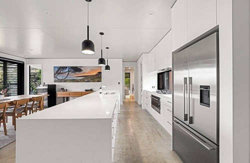 Yallingup House | Seaview Yallingup—Nature & Spa Sanctuary