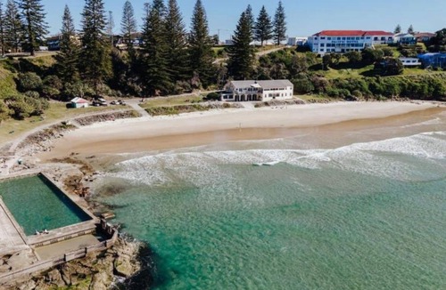 Yamba House | Seawest 1 - Entrance Harbour Street - Holiday Yamba